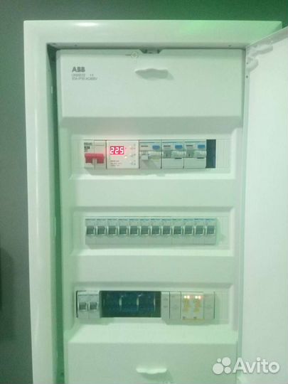 Электрик (аварийный выезд, монтаж под ключ)