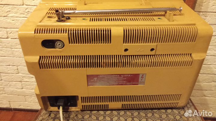 Ретро телевизор электроника ц431д