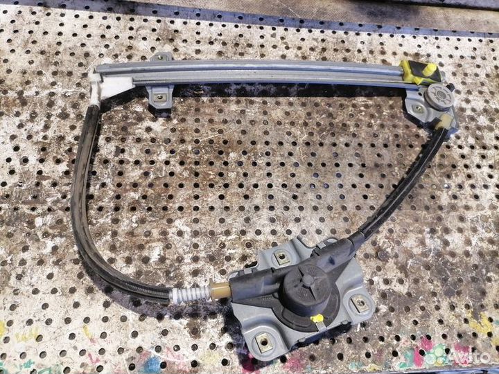 Стеклоподъемник задний правый Renault Megane Sceni