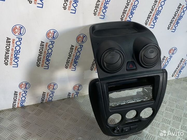 Накладка декоративная Лада Гранта I (2011–2018)