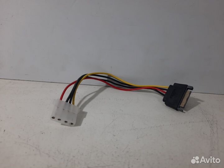 Переходник питания molex (M) - sata(F)