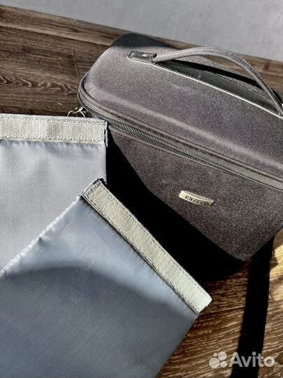 Бьюти кейс для визажиста/стилиста по прическам