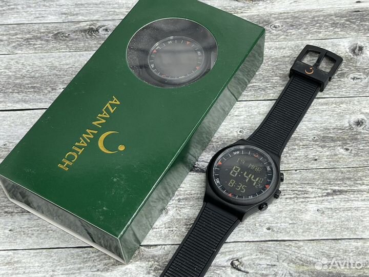 Часы azanwatch