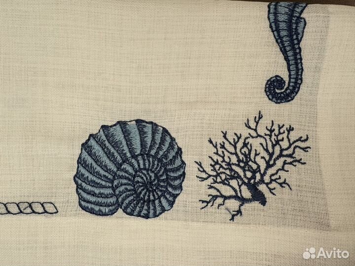 Скатерть дорожка на стол новая Madame Coco