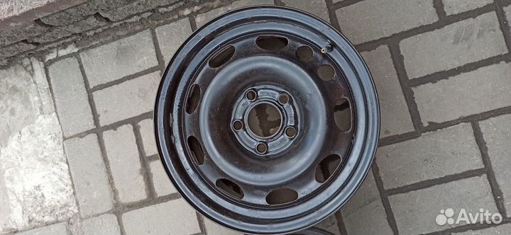 Штампованные диски R15 GM