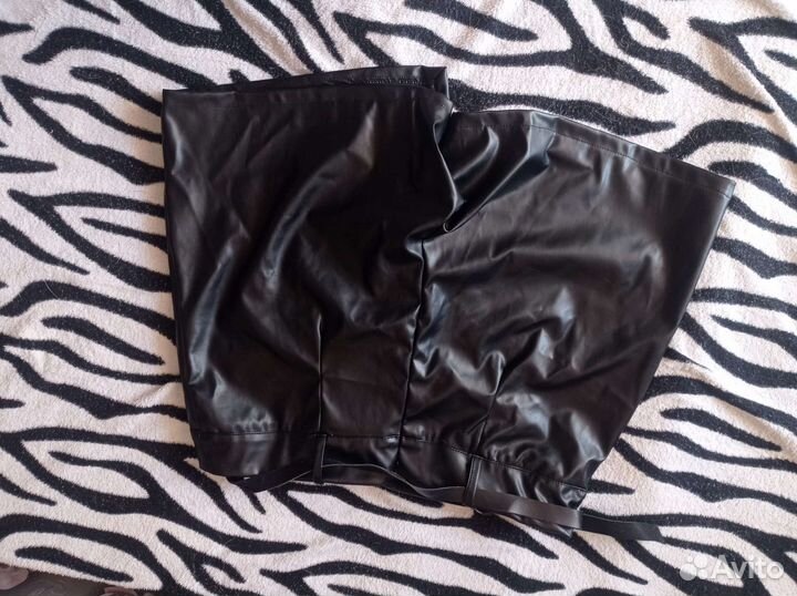 Шорты из эко кожи