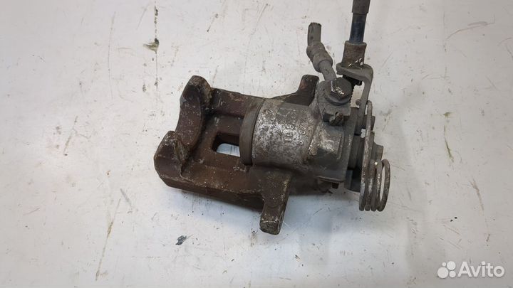 Суппорт правый задний Audi A4 (B5), 1998