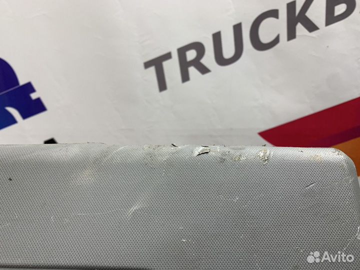 Крышка бардачка Renault T