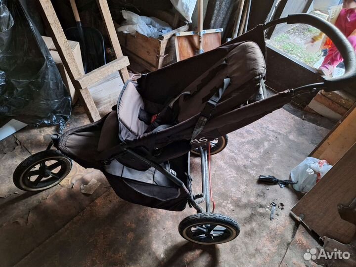 Коляска для двойни или погодок