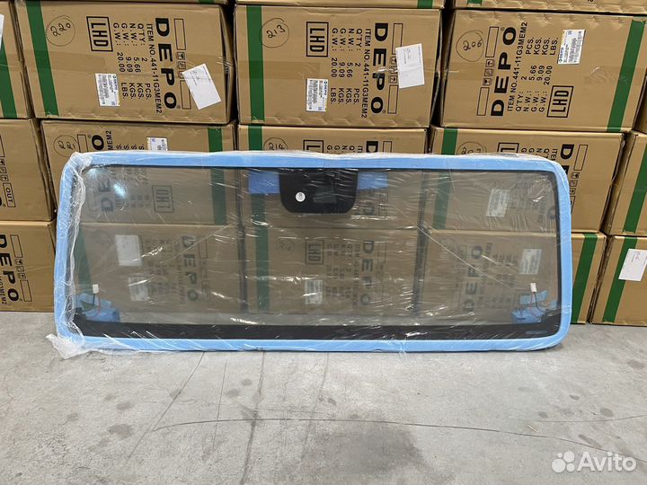 Лобовое стекло w463 от 2018 года
