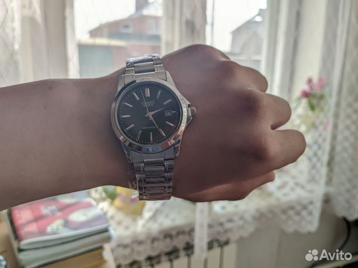 Наручные часы Casio