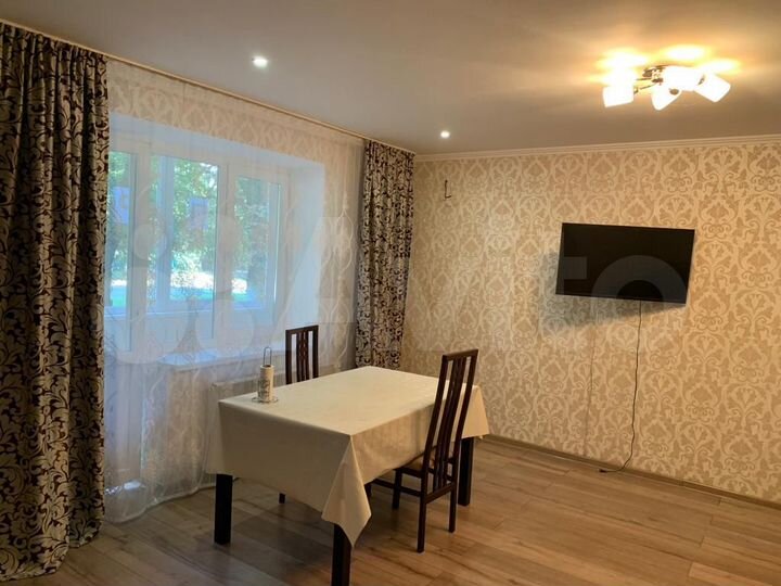 2-к. квартира, 53 м², 1/9 эт.