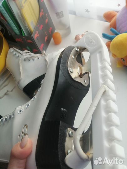 Коньки фигурные детские 30 размер