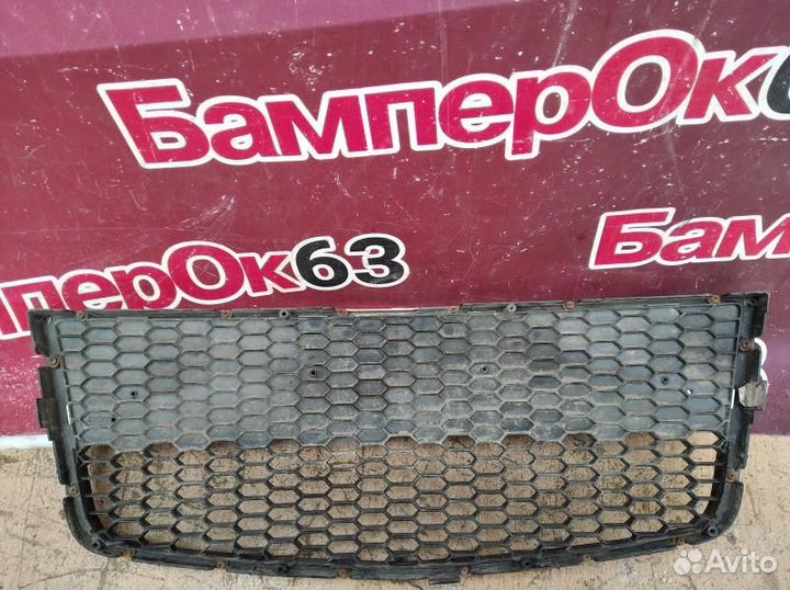Chevrolet Aveo T250, 2005 решетка бампера б/у ориг
