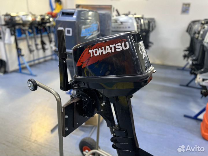 Лодочный мотор Tohatsu (Тохатсу) 9.8 (Новый витрин