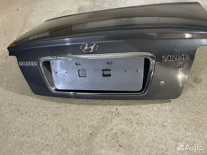 Hyundai Sonata Крышка багажника