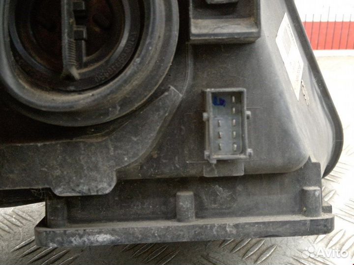 Фара передняя для Opel Meriva A 93321052