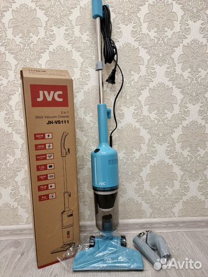 Вертикальный пылесос новый