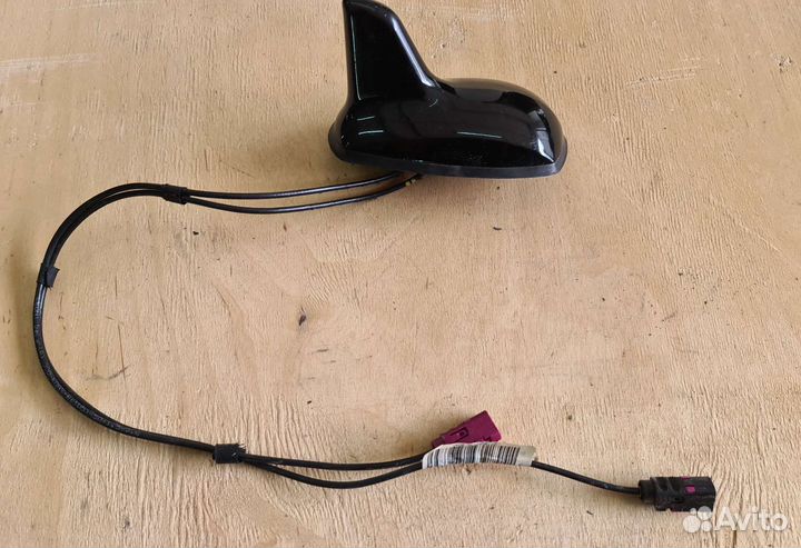 GPS антенна Mercedes W221