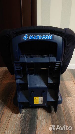 Автокресло maxi cosi priori