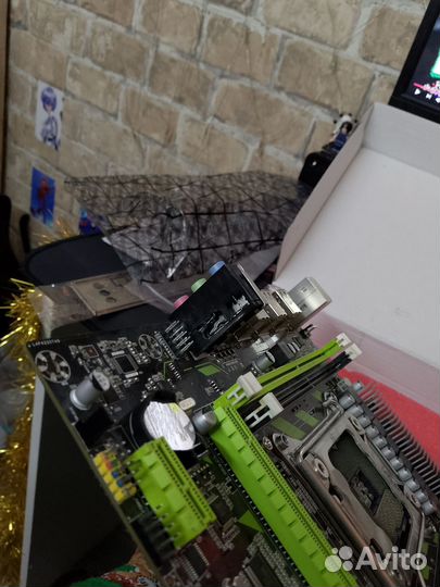 Материнская плата lga 2011