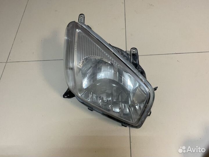 Фара правая rav 4 2001-2005