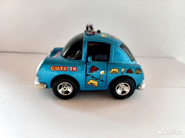 Детская машинка со звуком