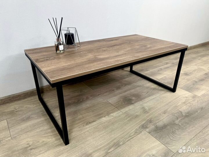 Стол журнальный