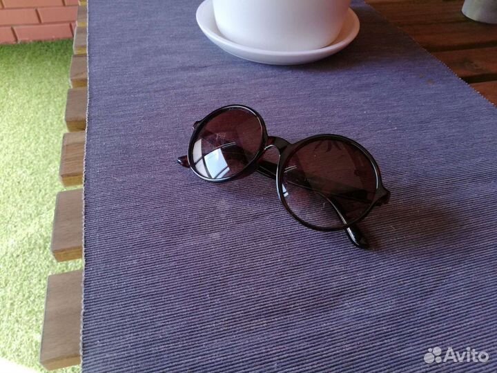 Очки солнцезащитные
