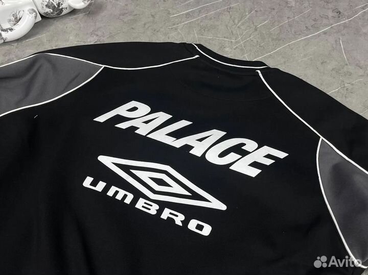 Толстовка Umbro черная