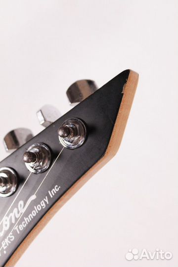 Cyclone BY EKS technology stratocaster