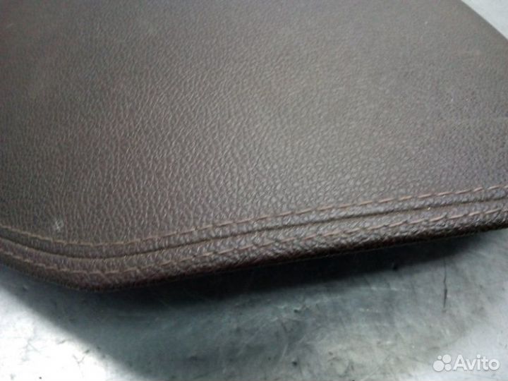 Козырек панели приборов в торпедо Cadillac Cts