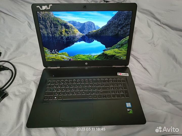 HP 17/i5/24gb/512gb SSD/1000gb HDD/GTX 1050/fullHD