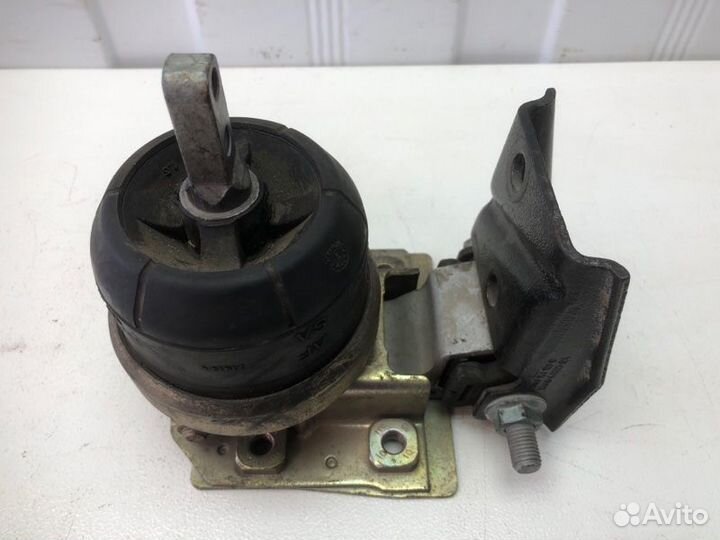 Опора кпп Volkswagen Sharan