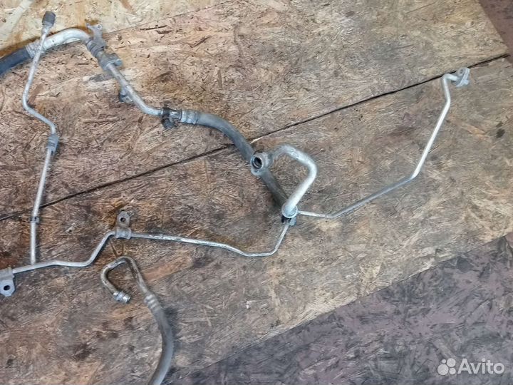 Трубка кондиционера Renault Fluence 1.6