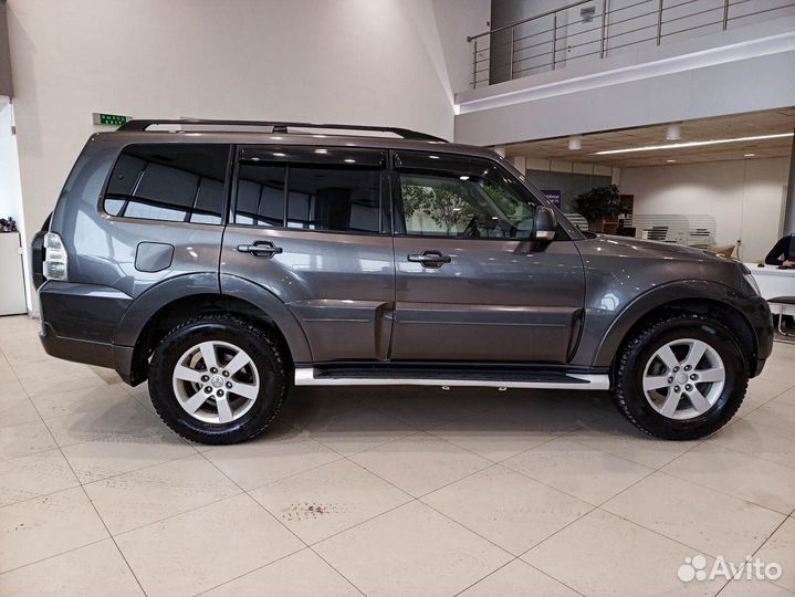 Mitsubishi Pajero 3.0 AT, 2015, 212 244 км