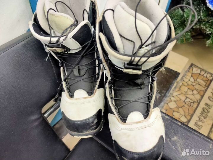 Сноубордические ботинки Bone размер 40 - 41