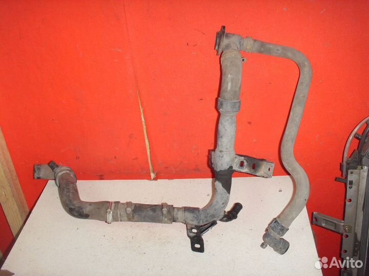 Трубка системы охлаждения 9646210180 Citroen C4 LA