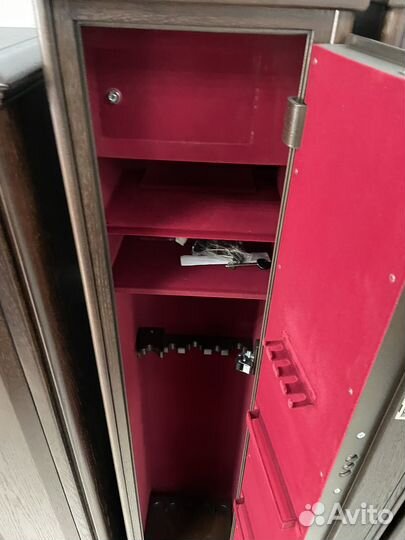 Оружейный сейф в дереве Armwood-96 NNP G Flock