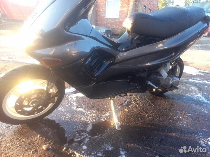 Скутер Gilera runner 50