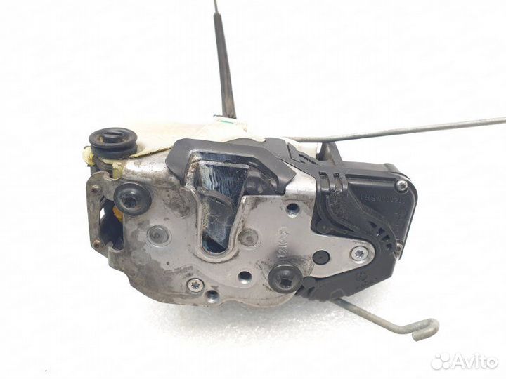 Замок двери задний правый Chevrolet Cruze 1.6