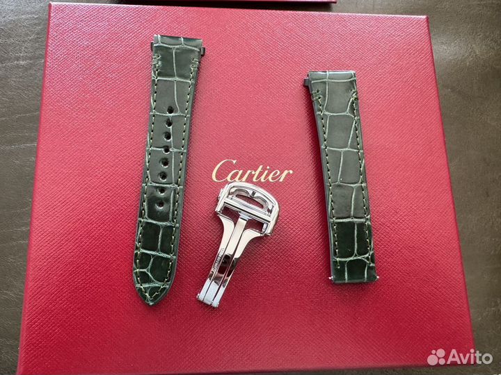 Часы Cartier Santos Green Medium