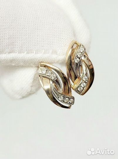 Серьги с синтетическим камнем Золото