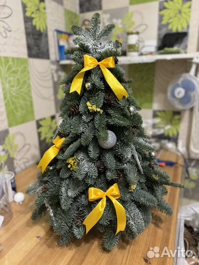 Елочка из нобилиса