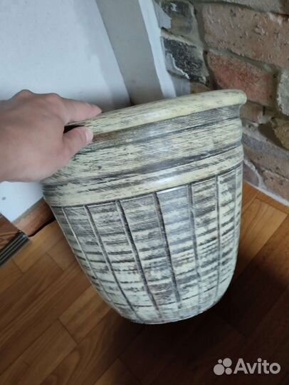 Горшок для растений с поддоном