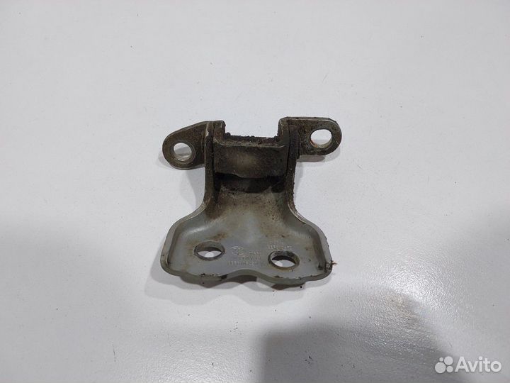 Петля двери передняя правая нижняя (Lifan Solano)