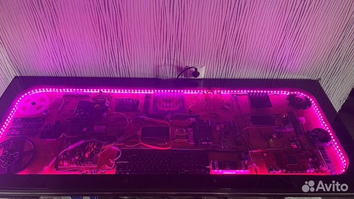 Комьютерный стол ручной работы