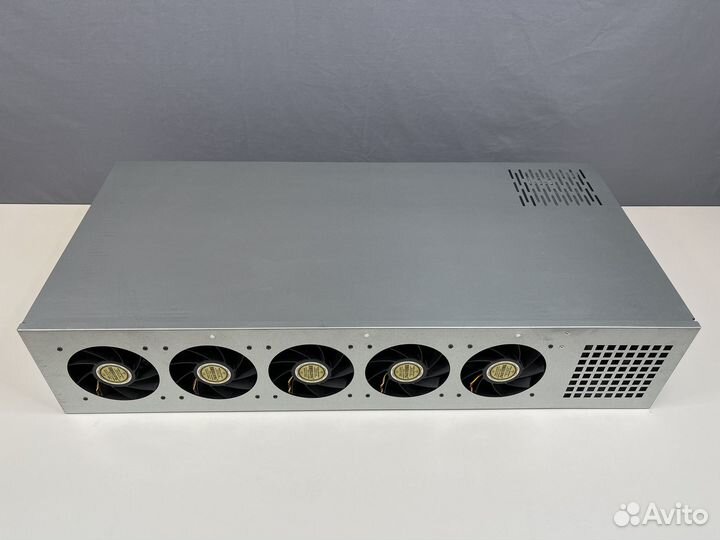 Корпус для майнинга на 12 карт 