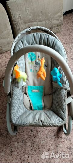 Шезлонг детский