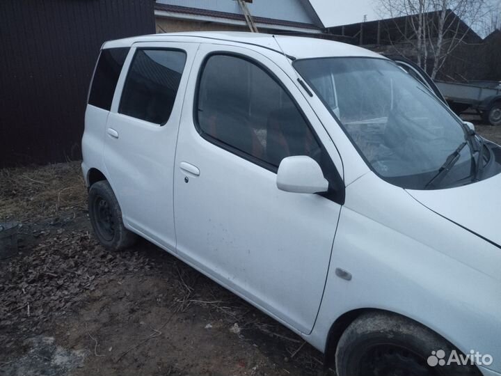 Toyota Funcargo 1.5 AT, 2000, 320 000 км